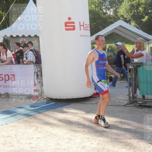 07.09.2025 - 19. Norderstedt Triathlon Zöllner http://msf.ph/oto/8792957 07.09.2025 16:31:28 Ziel 480, 525, 1594 meine-sportfotos.de