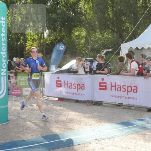 07.09.2025 - 19. Norderstedt Triathlon Zöllner http://msf.ph/oto/8792964 07.09.2025 16:31:29 Ziel 480, 525, 1594 meine-sportfotos.de