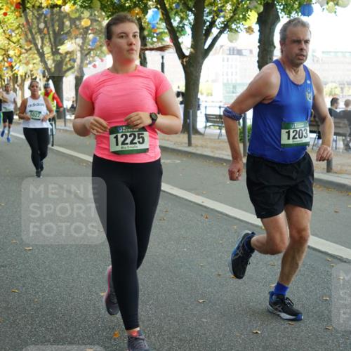 07.09.2025 - BARMER Alsterlauf Yannick Fuchs http://msf.ph/oto/8792965 07.09.2025 11:40:16 Laufen 3382, 1022, 1225, 1203 meine-sportfotos.de