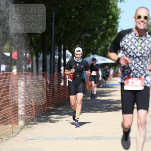 07.09.2025 - 19. Norderstedt Triathlon Michael Strokosch http://msf.ph/oto/8792966 07.09.2025 13:40:56 Laufen 183, 230, 1299 meine-sportfotos.de