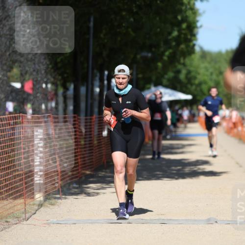 07.09.2025 - 19. Norderstedt Triathlon Michael Strokosch http://msf.ph/oto/8792978 07.09.2025 13:40:57 Laufen 183, 230, 1299 meine-sportfotos.de