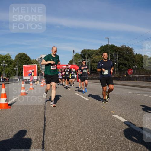 07.09.2025 - BARMER Alsterlauf Yannick Fuchs http://msf.ph/oto/8792982 07.09.2025 09:42:58 Laufen 5565, 8419, 5215 meine-sportfotos.de