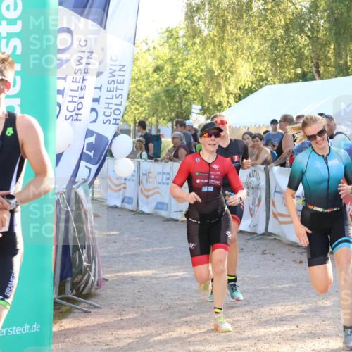 07.09.2025 - 19. Norderstedt Triathlon Zöllner http://msf.ph/oto/8793001 07.09.2025 16:39:30 Ziel 1060, 1073, 1105, 1550 meine-sportfotos.de