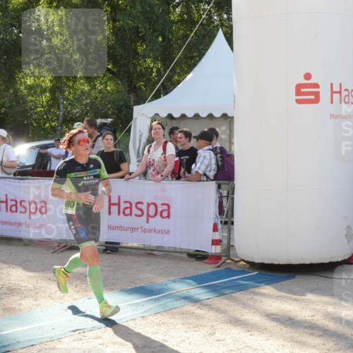 07.09.2025 - 19. Norderstedt Triathlon Zöllner http://msf.ph/oto/8793002 07.09.2025 16:31:59 Ziel 463, 1480 meine-sportfotos.de