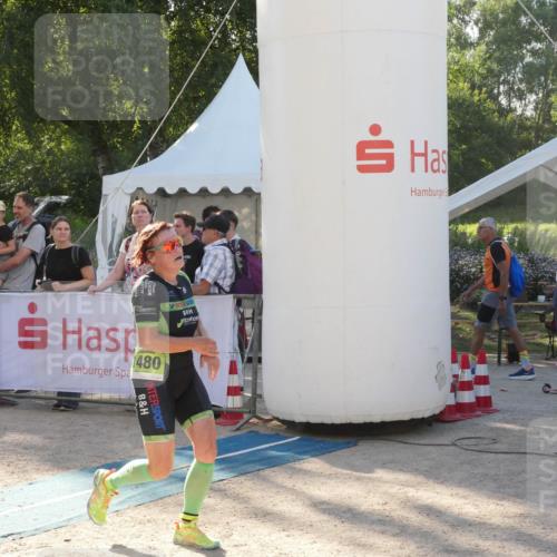 07.09.2025 - 19. Norderstedt Triathlon Zöllner http://msf.ph/oto/8793005 07.09.2025 16:32:00 Ziel 463, 1480 meine-sportfotos.de
