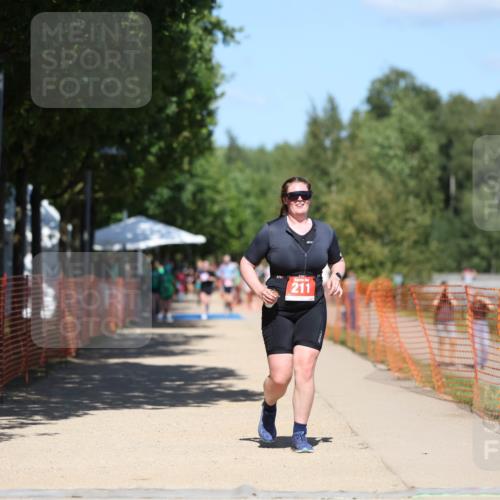 07.09.2025 - 19. Norderstedt Triathlon Michael Strokosch http://msf.ph/oto/8793058 07.09.2025 13:41:06 Laufen 211, 1299 meine-sportfotos.de
