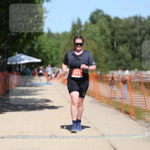 07.09.2025 - 19. Norderstedt Triathlon Michael Strokosch http://msf.ph/oto/8793074 07.09.2025 13:41:07 Laufen 211, 1299 meine-sportfotos.de