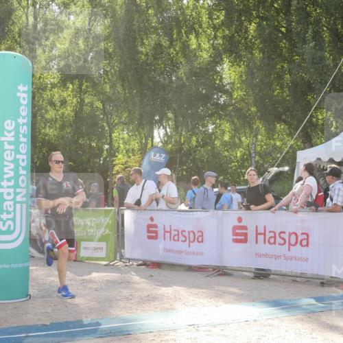 07.09.2025 - 19. Norderstedt Triathlon Zöllner http://msf.ph/oto/8793113 07.09.2025 16:32:48 Ziel 547 meine-sportfotos.de