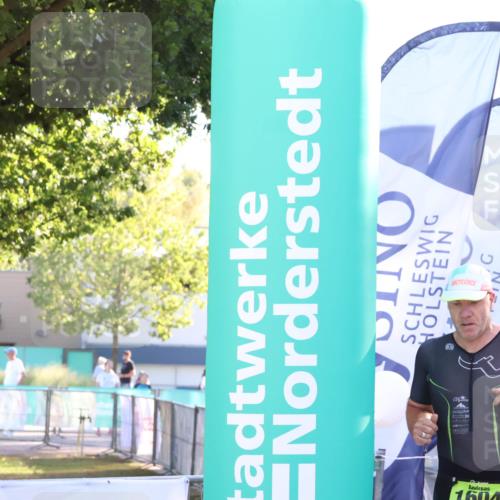 07.09.2025 - 19. Norderstedt Triathlon Zöllner http://msf.ph/oto/8793116 07.09.2025 16:39:59 Ziel 1604 meine-sportfotos.de