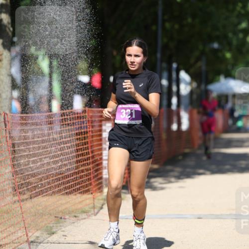 07.09.2025 - 19. Norderstedt Triathlon Michael Strokosch http://msf.ph/oto/8793139 07.09.2025 13:41:49 Laufen 242, 321, 842 meine-sportfotos.de