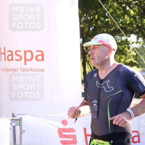 07.09.2025 - 19. Norderstedt Triathlon Zöllner http://msf.ph/oto/8793144 07.09.2025 16:40:00 Ziel 1604 meine-sportfotos.de