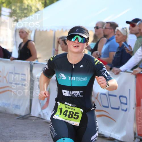 07.09.2025 - 19. Norderstedt Triathlon Zöllner http://msf.ph/oto/8793220 07.09.2025 16:40:14 Ziel 1485, 1582 meine-sportfotos.de