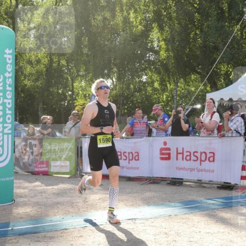 07.09.2025 - 19. Norderstedt Triathlon Zöllner http://msf.ph/oto/8793240 07.09.2025 16:34:40 Ziel 1590 meine-sportfotos.de