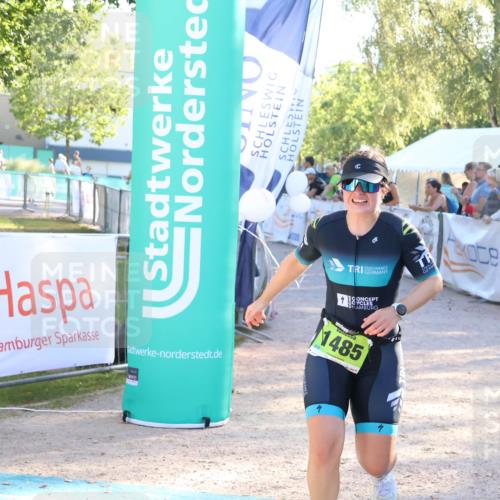 07.09.2025 - 19. Norderstedt Triathlon Zöllner http://msf.ph/oto/8793244 07.09.2025 16:40:16 Ziel 1485, 1582 meine-sportfotos.de