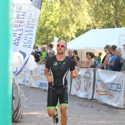 07.09.2025 - 19. Norderstedt Triathlon Zöllner http://msf.ph/oto/8793293 07.09.2025 16:40:37 Ziel 1553 meine-sportfotos.de