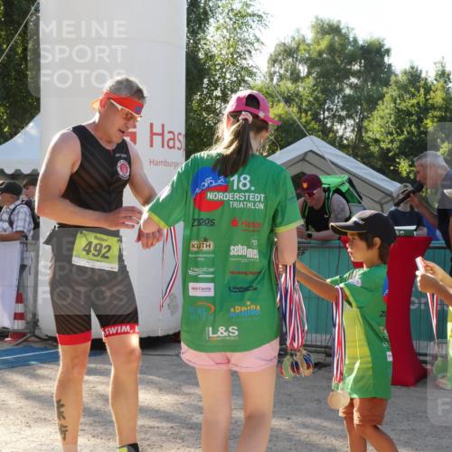 07.09.2025 - 19. Norderstedt Triathlon Zöllner http://msf.ph/oto/8793299 07.09.2025 16:35:16 Ziel 492 meine-sportfotos.de