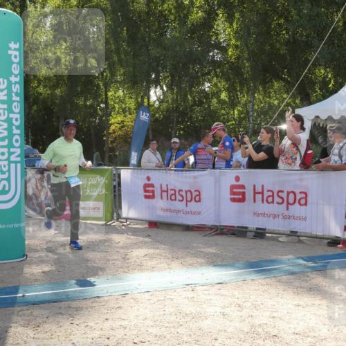 07.09.2025 - 19. Norderstedt Triathlon Zöllner http://msf.ph/oto/8793302 07.09.2025 16:35:21 Ziel 905 meine-sportfotos.de