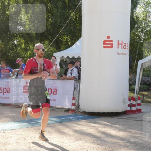 07.09.2025 - 19. Norderstedt Triathlon Zöllner http://msf.ph/oto/8793322 07.09.2025 16:35:28 Ziel 448, 905, 1570 meine-sportfotos.de