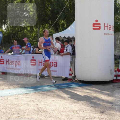 07.09.2025 - 19. Norderstedt Triathlon Zöllner http://msf.ph/oto/8793345 07.09.2025 16:35:46 Ziel 439, 526, 1600 meine-sportfotos.de