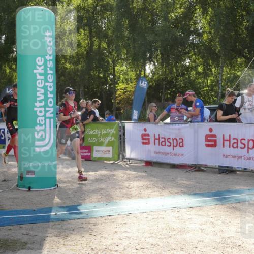 07.09.2025 - 19. Norderstedt Triathlon Zöllner http://msf.ph/oto/8793348 07.09.2025 16:35:48 Ziel 439, 526, 1600 meine-sportfotos.de