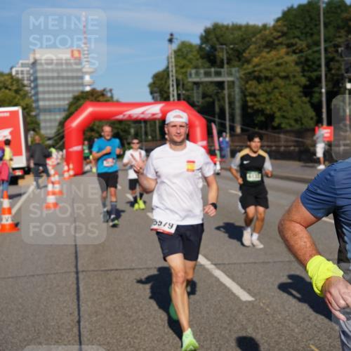07.09.2025 - BARMER Alsterlauf Yannick Fuchs http://msf.ph/oto/8793350 07.09.2025 09:43:12 Laufen 5579, 36, 2122 meine-sportfotos.de