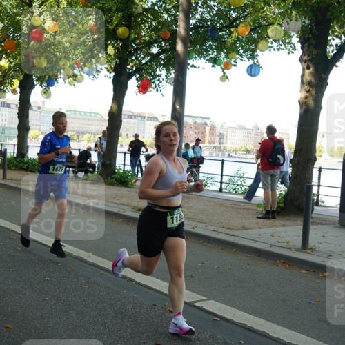 07.09.2025 - BARMER Alsterlauf Yannick Fuchs http://msf.ph/oto/8793375 07.09.2025 11:40:42 Laufen 1108, 1027, 118 meine-sportfotos.de