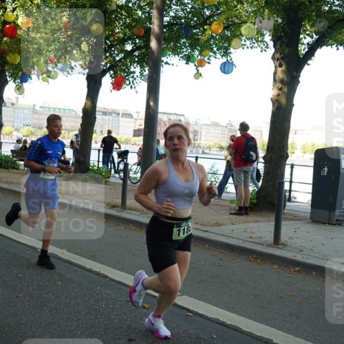 07.09.2025 - BARMER Alsterlauf Yannick Fuchs http://msf.ph/oto/8793379 07.09.2025 11:40:42 Laufen 1108, 118 meine-sportfotos.de