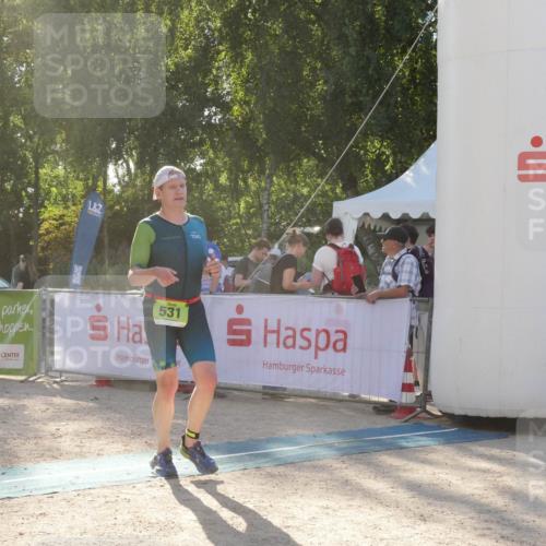 07.09.2025 - 19. Norderstedt Triathlon Zöllner http://msf.ph/oto/8793395 07.09.2025 16:36:02 Ziel 531 meine-sportfotos.de