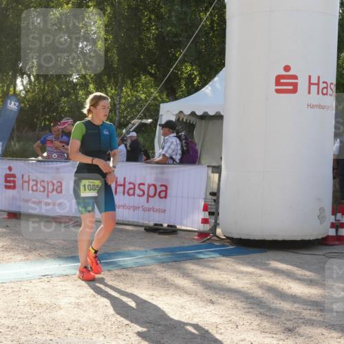 07.09.2025 - 19. Norderstedt Triathlon Zöllner http://msf.ph/oto/8793425 07.09.2025 16:36:34 Ziel 1085 meine-sportfotos.de