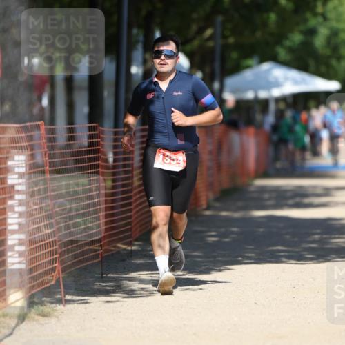 07.09.2025 - 19. Norderstedt Triathlon Michael Strokosch http://msf.ph/oto/8793465 07.09.2025 13:43:46 Laufen 1354 meine-sportfotos.de