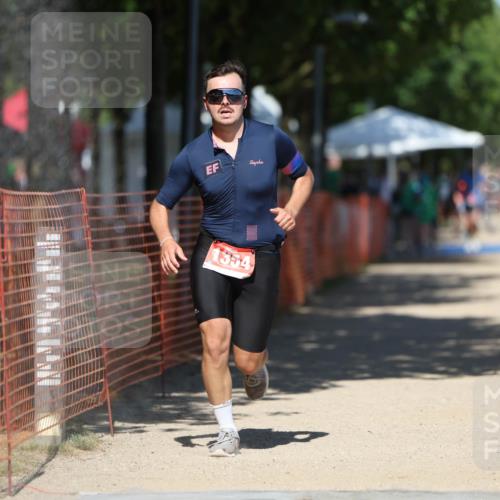 07.09.2025 - 19. Norderstedt Triathlon Michael Strokosch http://msf.ph/oto/8793475 07.09.2025 13:43:47 Laufen 1354 meine-sportfotos.de