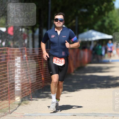 07.09.2025 - 19. Norderstedt Triathlon Michael Strokosch http://msf.ph/oto/8793480 07.09.2025 13:43:48 Laufen 1354 meine-sportfotos.de