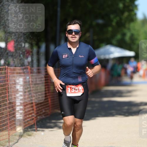 07.09.2025 - 19. Norderstedt Triathlon Michael Strokosch http://msf.ph/oto/8793495 07.09.2025 13:43:48 Laufen 1354 meine-sportfotos.de