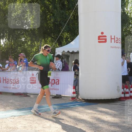 07.09.2025 - 19. Norderstedt Triathlon Zöllner http://msf.ph/oto/8793502 07.09.2025 16:37:15 Ziel 530, 1065, 1495 meine-sportfotos.de