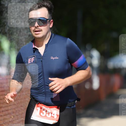 07.09.2025 - 19. Norderstedt Triathlon Michael Strokosch http://msf.ph/oto/8793534 07.09.2025 13:43:50 Laufen 1354 meine-sportfotos.de