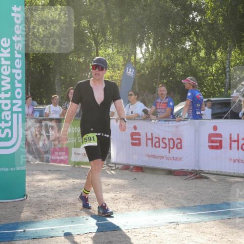 07.09.2025 - 19. Norderstedt Triathlon Zöllner http://msf.ph/oto/8793547 07.09.2025 16:37:32 Ziel 1527, 1533, 1591, 1624 meine-sportfotos.de