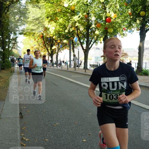 07.09.2025 - BARMER Alsterlauf Yannick Fuchs http://msf.ph/oto/8793553 07.09.2025 11:41:10 Laufen 1226, 2024, 36, 103 meine-sportfotos.de
