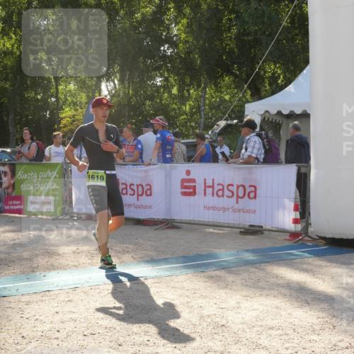 07.09.2025 - 19. Norderstedt Triathlon Zöllner http://msf.ph/oto/8793556 07.09.2025 16:37:38 Ziel 1051, 1610 meine-sportfotos.de