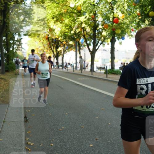 07.09.2025 - BARMER Alsterlauf Yannick Fuchs http://msf.ph/oto/8793558 07.09.2025 11:41:10 Laufen 2024 meine-sportfotos.de