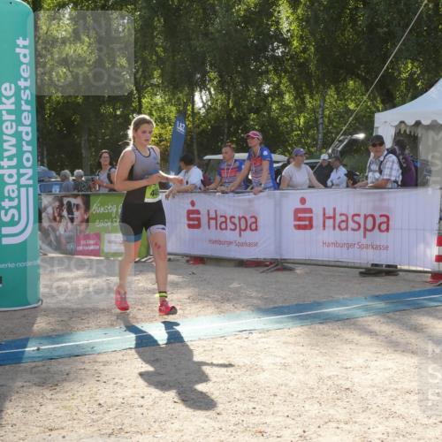07.09.2025 - 19. Norderstedt Triathlon Zöllner http://msf.ph/oto/8793579 07.09.2025 16:37:49 Ziel 449 meine-sportfotos.de