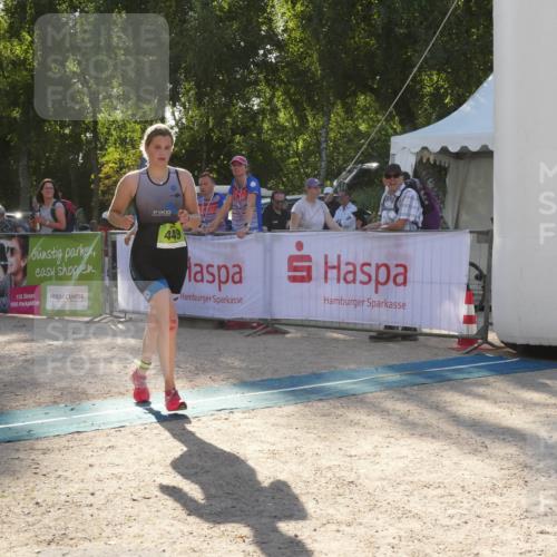 07.09.2025 - 19. Norderstedt Triathlon Zöllner http://msf.ph/oto/8793582 07.09.2025 16:37:50 Ziel 449 meine-sportfotos.de