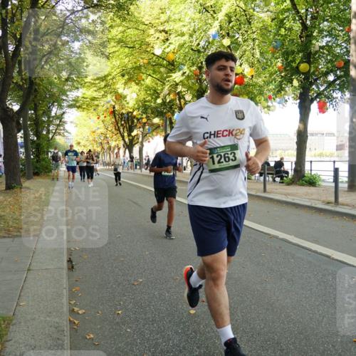 07.09.2025 - BARMER Alsterlauf Yannick Fuchs http://msf.ph/oto/8793602 07.09.2025 11:41:13 Laufen 24, 1263 meine-sportfotos.de