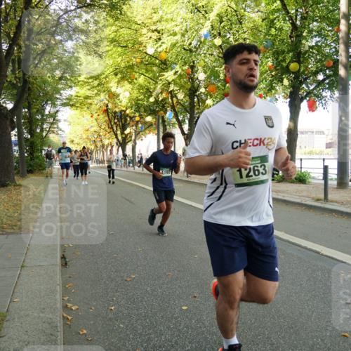 07.09.2025 - BARMER Alsterlauf Yannick Fuchs http://msf.ph/oto/8793607 07.09.2025 11:41:13 Laufen 2, 197, 1263 meine-sportfotos.de