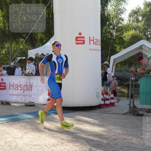 07.09.2025 - 19. Norderstedt Triathlon Zöllner http://msf.ph/oto/8793609 07.09.2025 16:38:14 Ziel 1068, 1563 meine-sportfotos.de