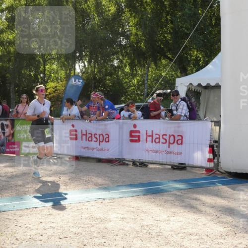 07.09.2025 - 19. Norderstedt Triathlon Zöllner http://msf.ph/oto/8793611 07.09.2025 16:38:16 Ziel 529, 1068, 1563 meine-sportfotos.de