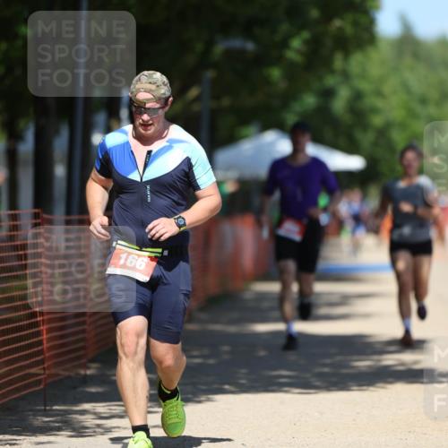 07.09.2025 - 19. Norderstedt Triathlon Michael Strokosch http://msf.ph/oto/8793622 07.09.2025 13:44:25 Laufen 166, 298, 314 meine-sportfotos.de