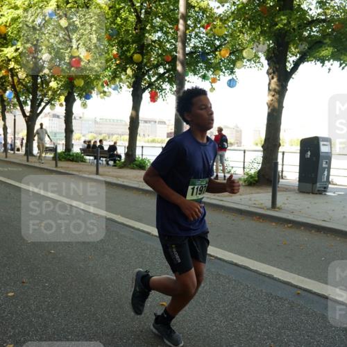 07.09.2025 - BARMER Alsterlauf Yannick Fuchs http://msf.ph/oto/8793631 07.09.2025 11:41:14 Laufen 1197 meine-sportfotos.de