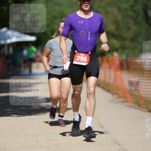 07.09.2025 - 19. Norderstedt Triathlon Michael Strokosch http://msf.ph/oto/8793641 07.09.2025 13:44:29 Laufen 166, 298, 314 meine-sportfotos.de