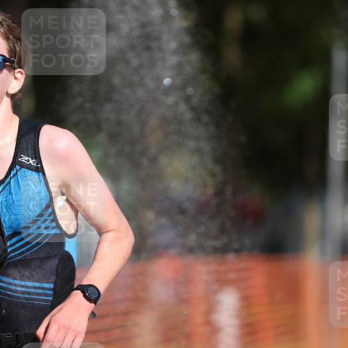 07.09.2025 - 19. Norderstedt Triathlon Michael Strokosch http://msf.ph/oto/8793665 07.09.2025 11:49:01 Laufen 196, 1171, 1355, 1394 meine-sportfotos.de