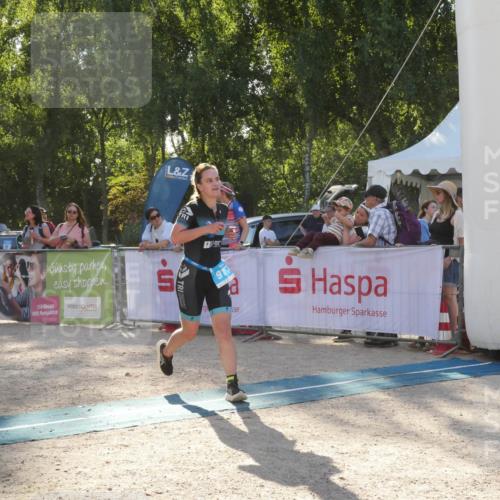 07.09.2025 - 19. Norderstedt Triathlon Zöllner http://msf.ph/oto/8793667 07.09.2025 16:38:43 Ziel 536, 917 meine-sportfotos.de